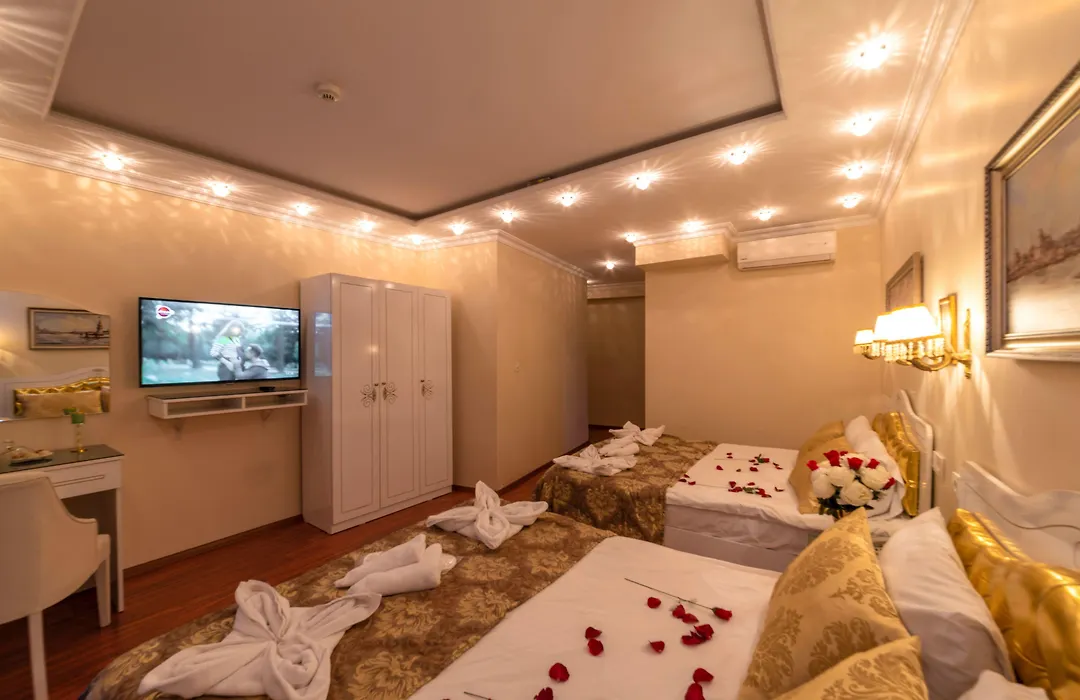Charm Hotel-1