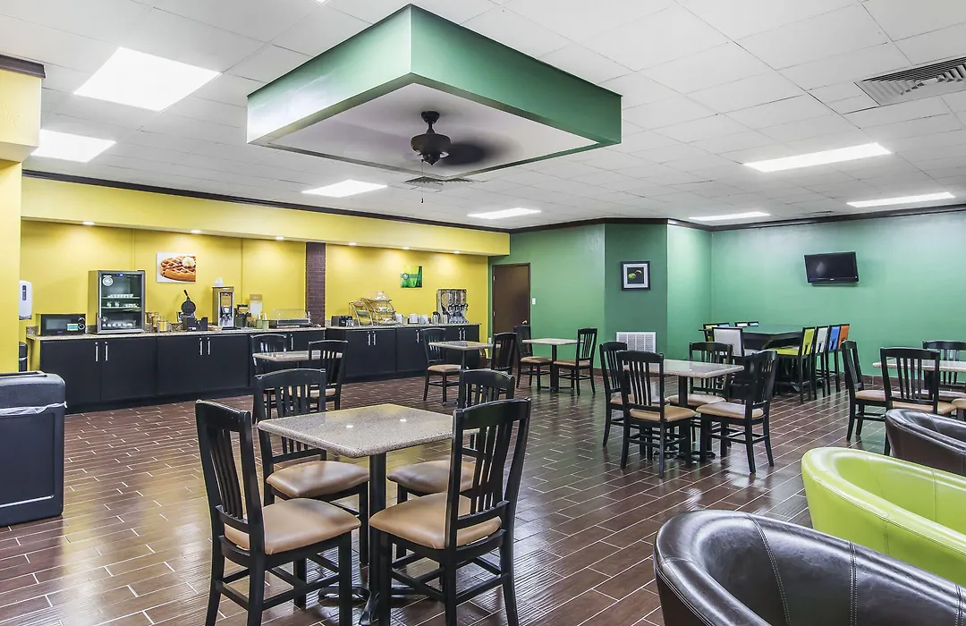 Quality Inn Hinesville - Fort Stewart Area-1