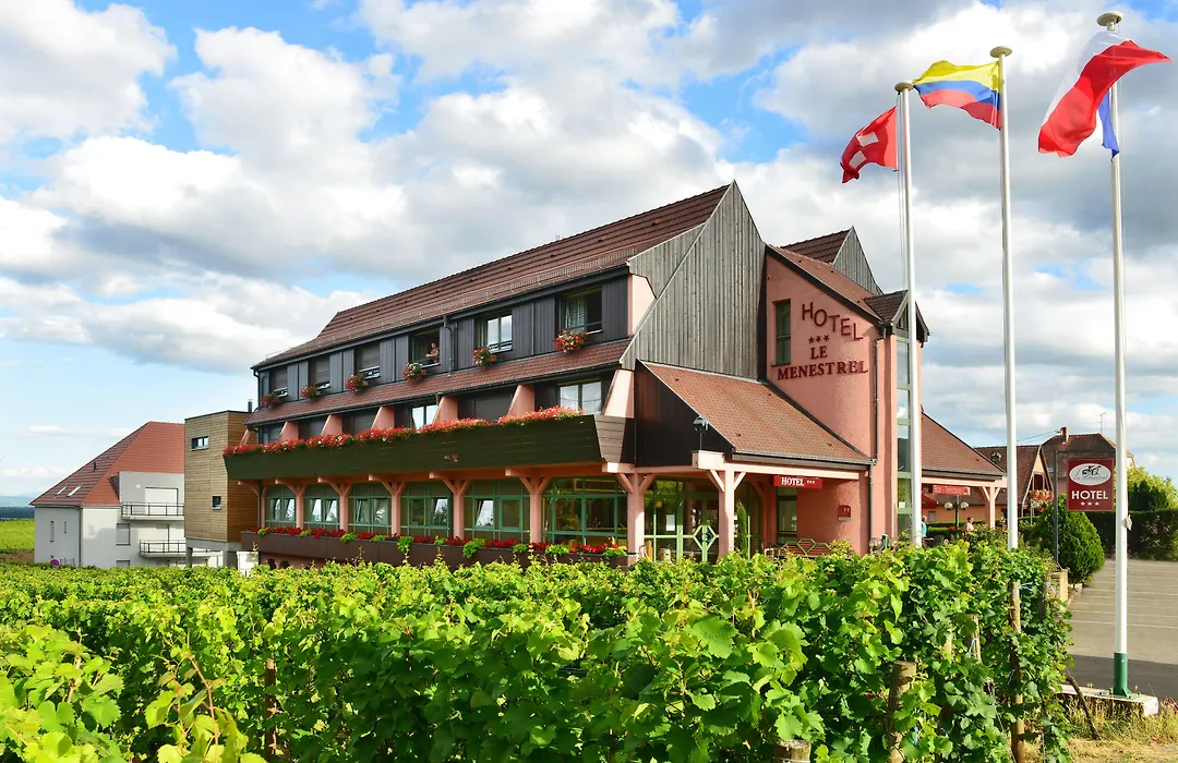Logis Hotel Le Menestrel - Chambres Climatisees-1
