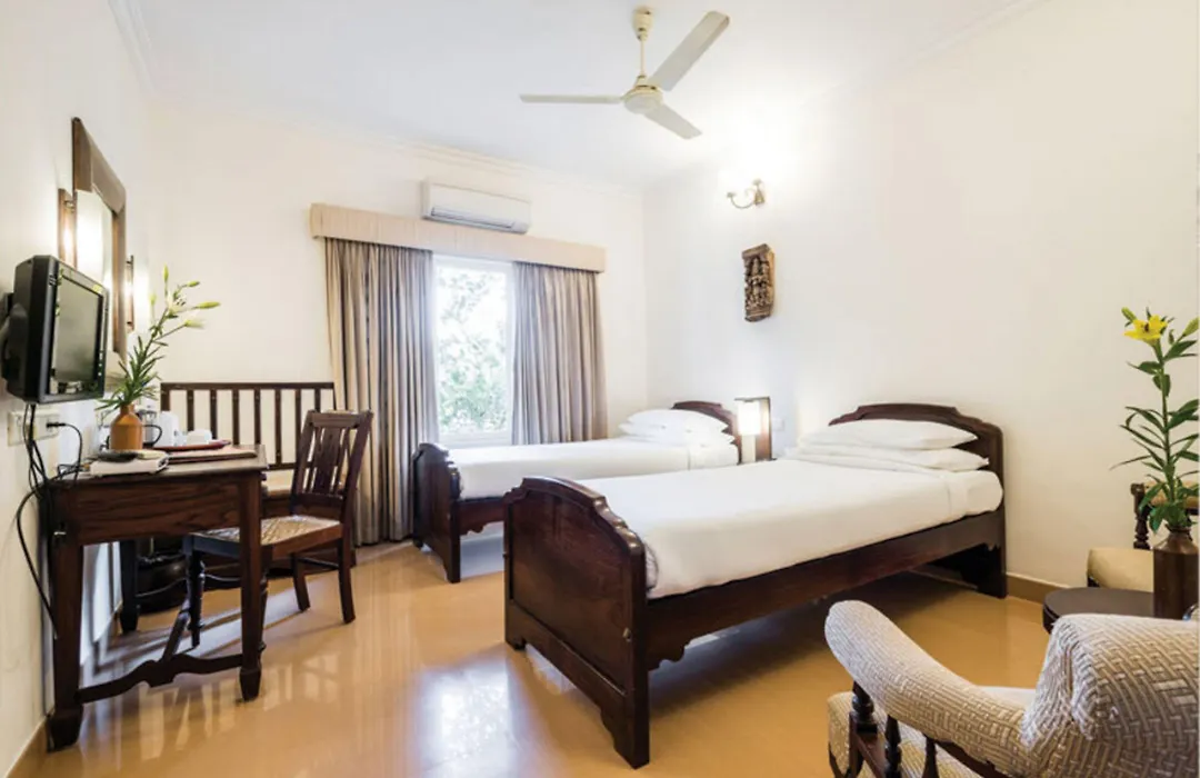 Tissa'S Inn-1