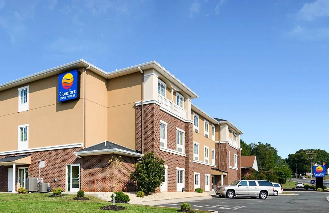 Comfort Inn & Suites Orange - Montpelier-1