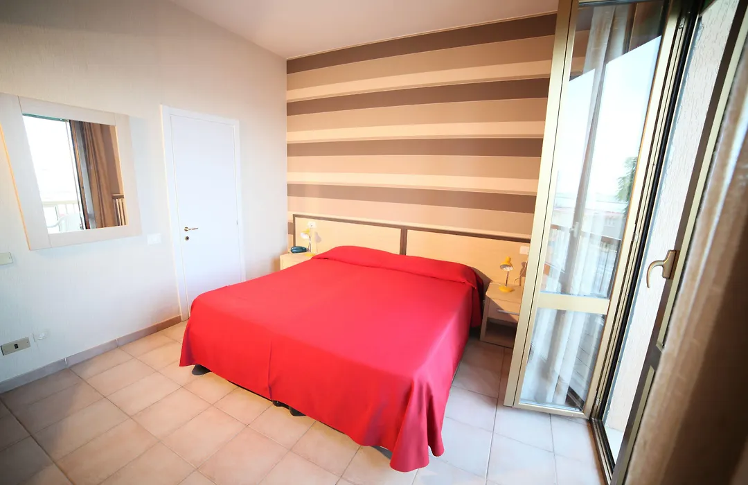 Hotel Velus-1