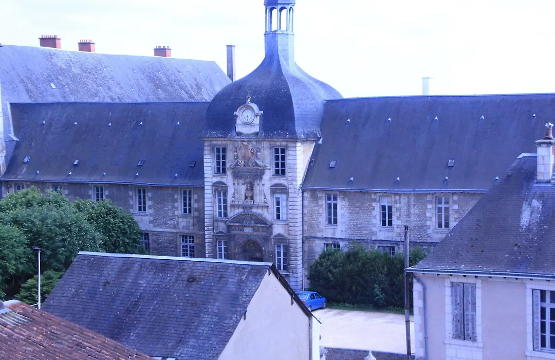 Hotel Au Chapon Fin-1