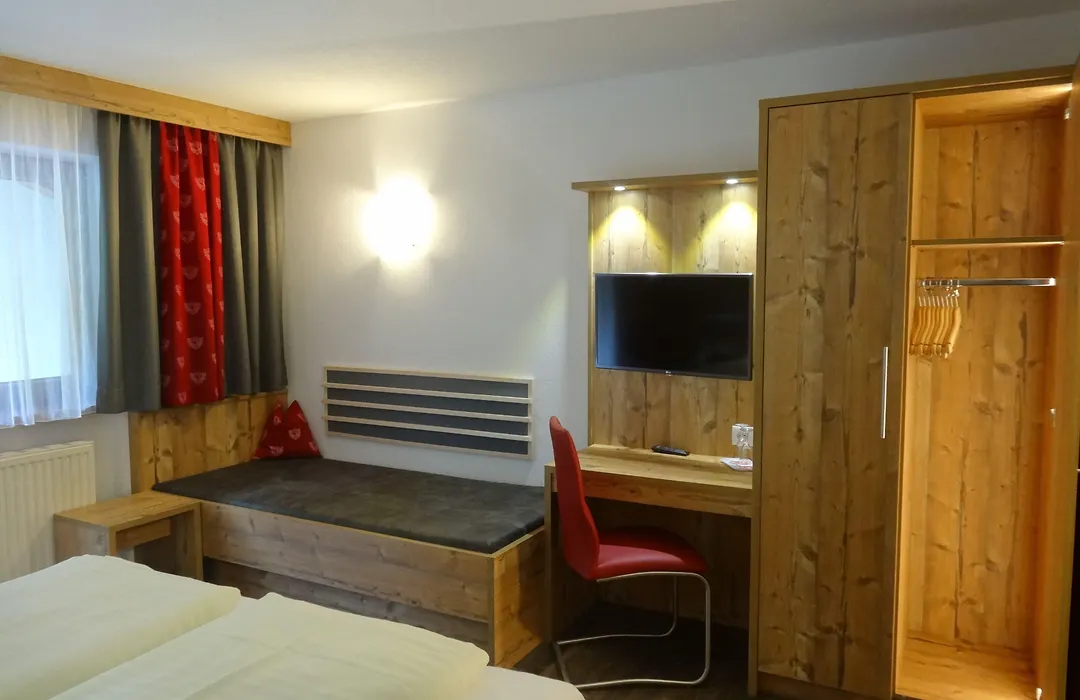 Hotel Gundolf-1