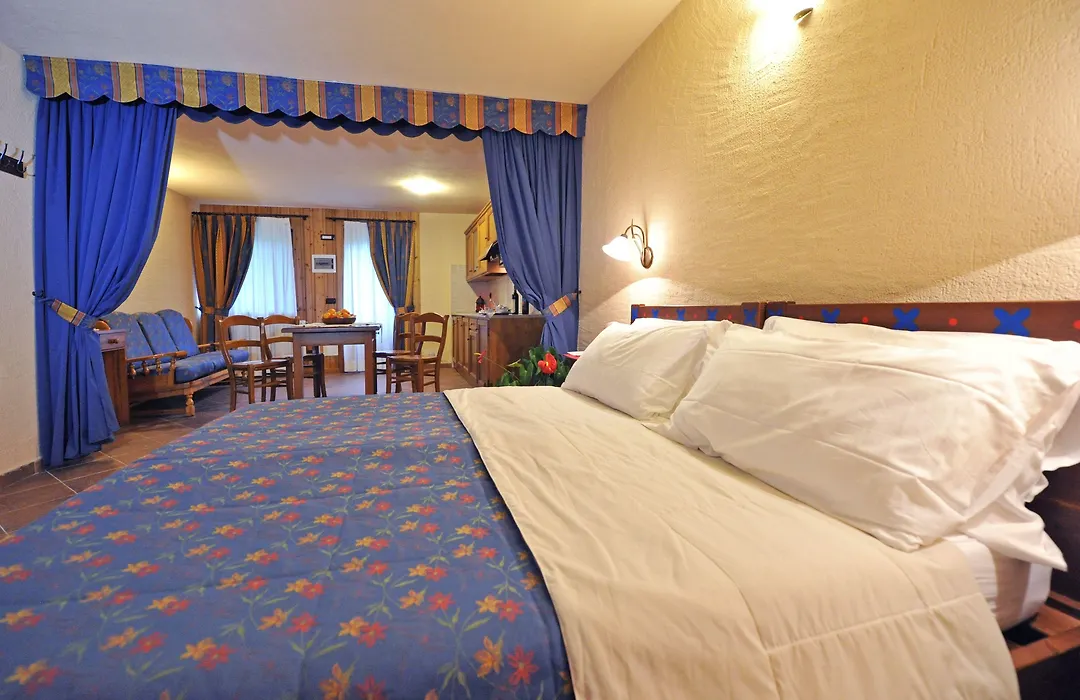 Family Apartments Le Chalet-1