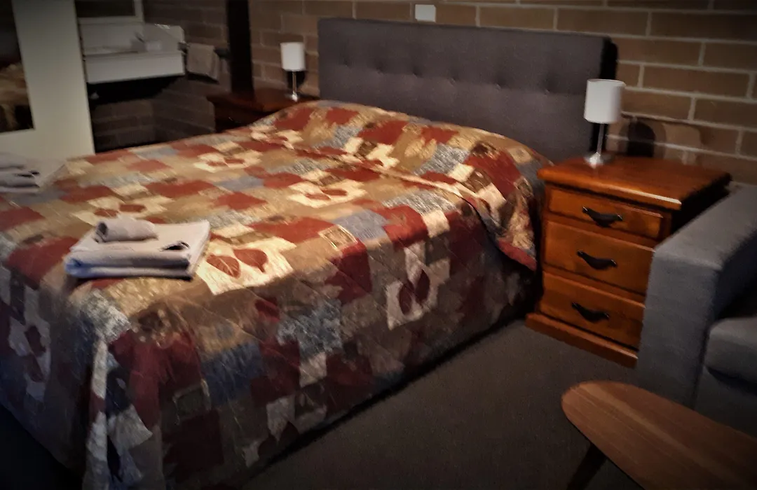 Bordertown Motel-1