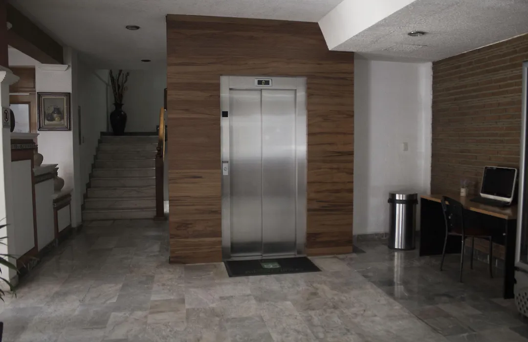 Estanza Hotel & Suites-1