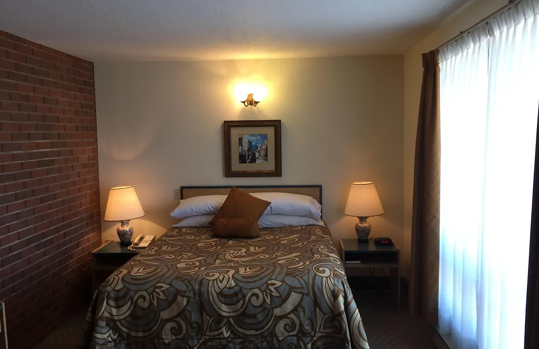 Motel Du Chevalier-1