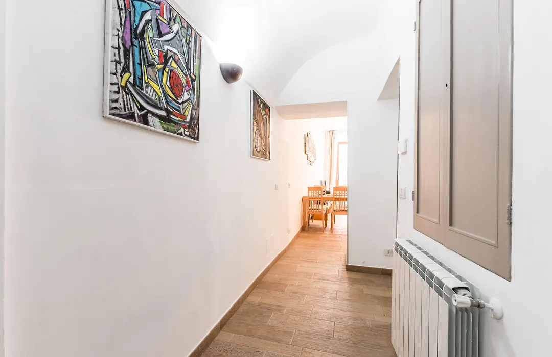 Trinitadeimonti Guest House-1