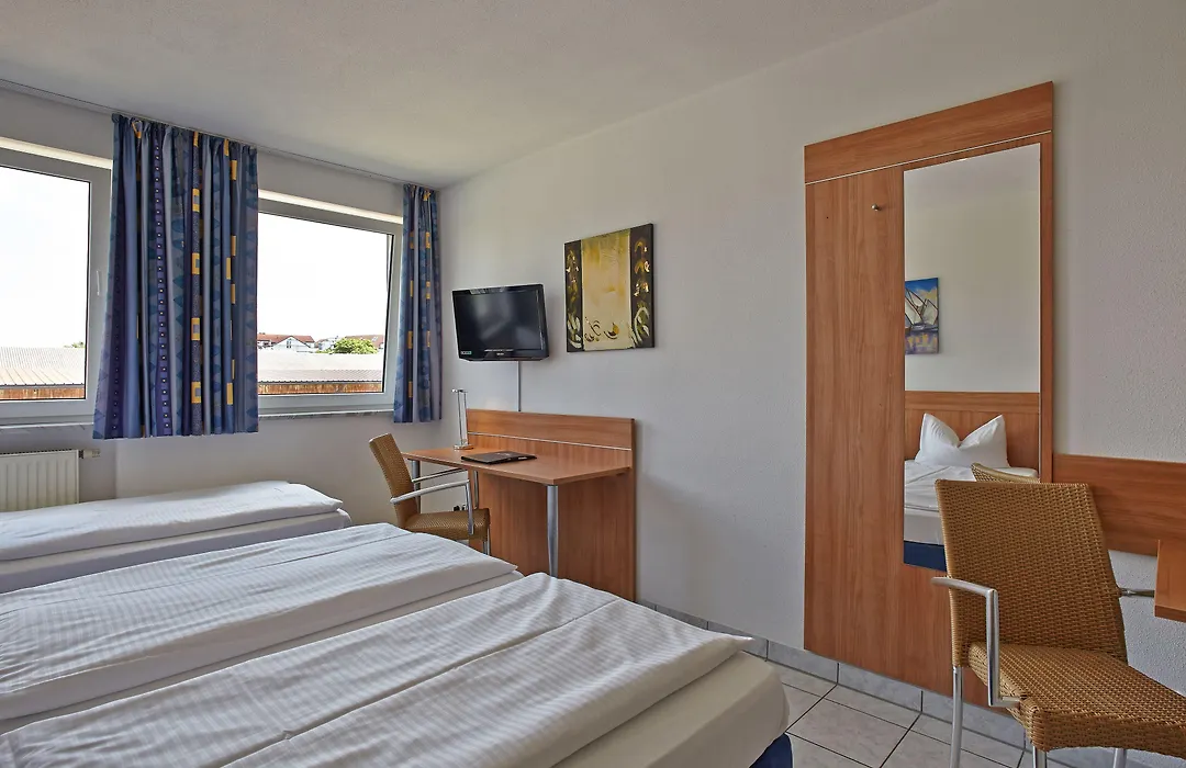 Hotel Fresh Inn-1