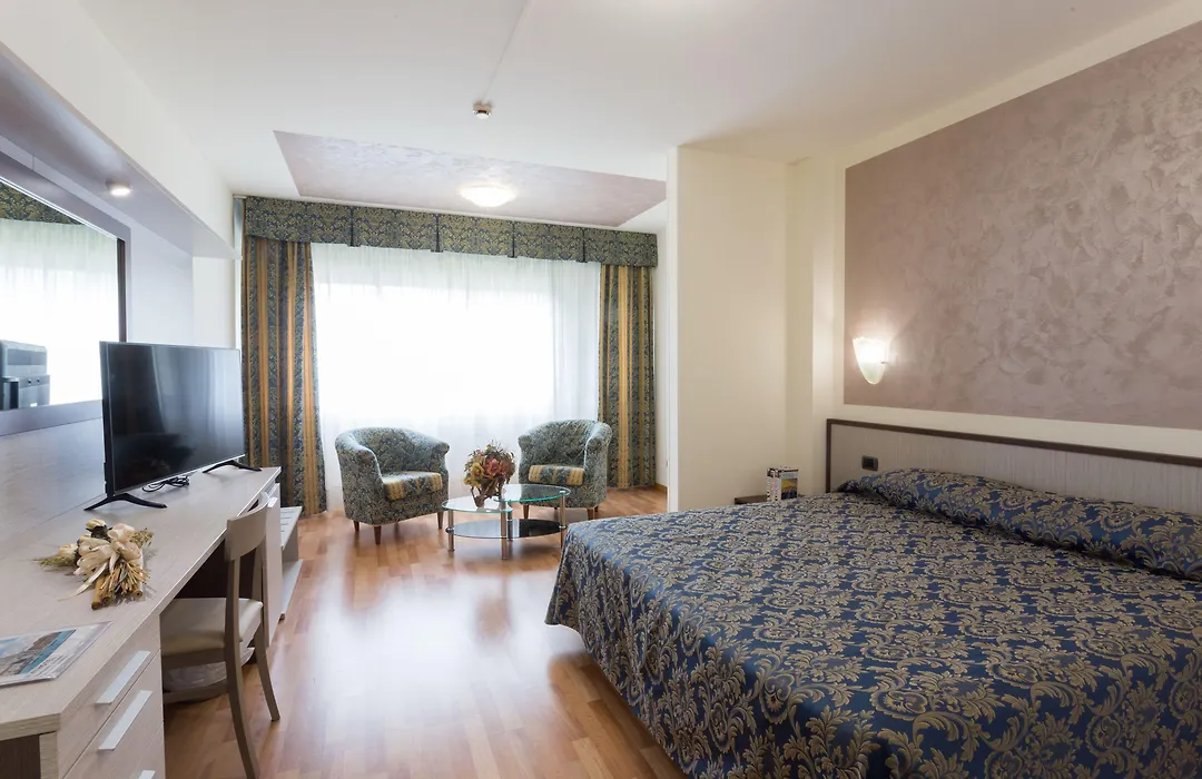 Hotel Airmotel-1
