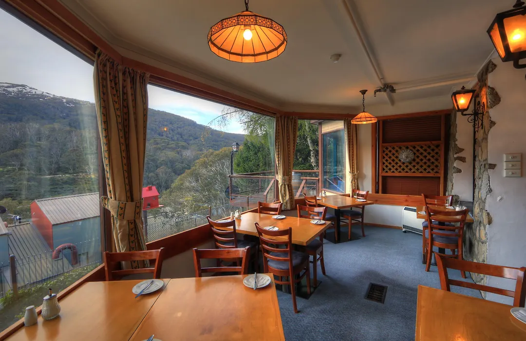 Candlelight Lodge-1