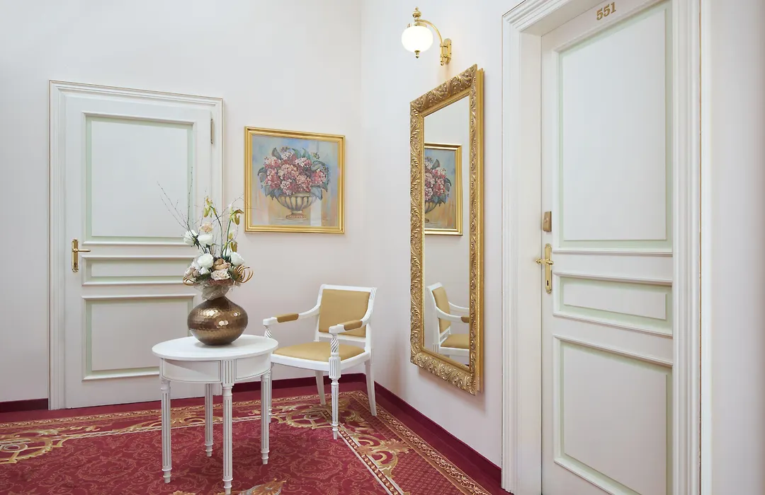 Alqush Downtown Hotel-1