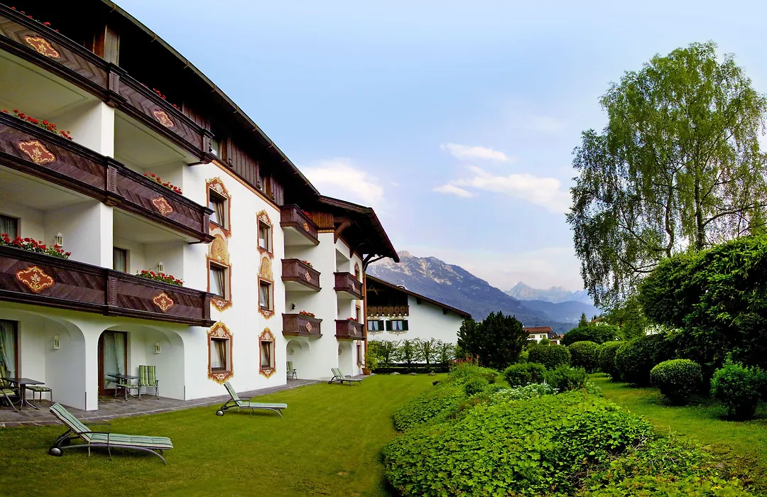 Alpenjuwel Parkhotel Wallgau 4 Sterne Superior Genusshotel Mit Spa Feinster Kulinarik & Golf Ihr Rueckzugsort Inmitten Der Alpen Mit Tradition Und Eleganz-1