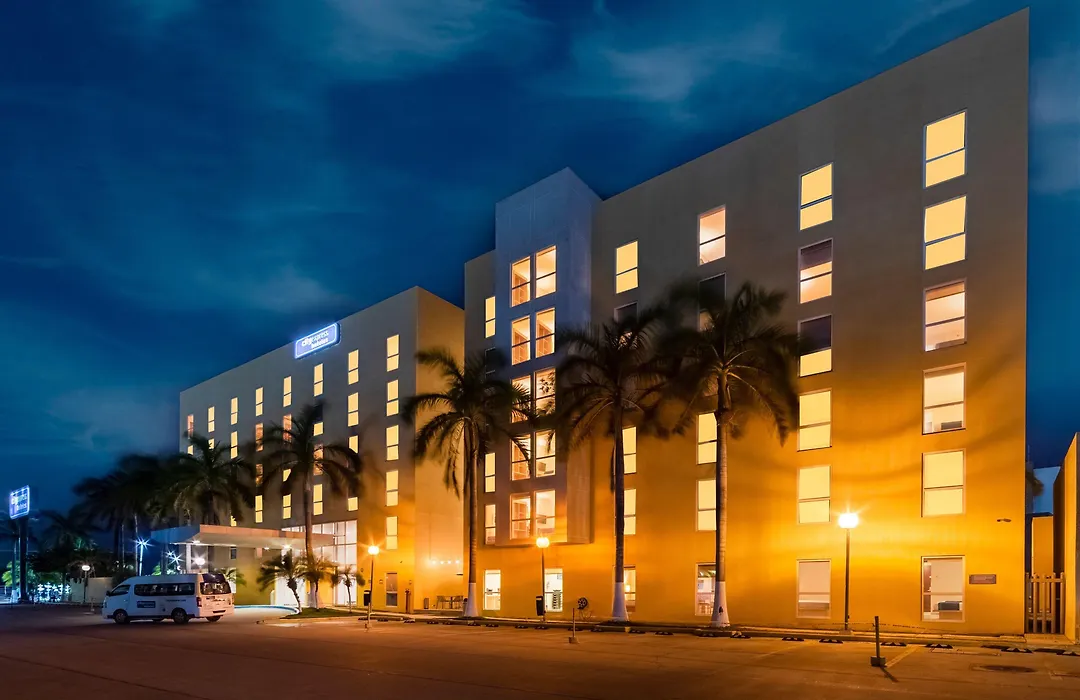 City Express By Marriott Ciudad Del Carmen-1