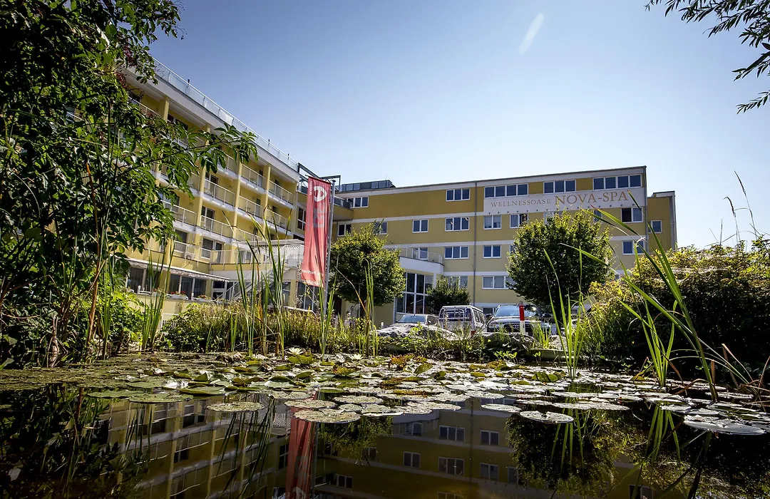 Novapark Flugzeughotel Graz-1