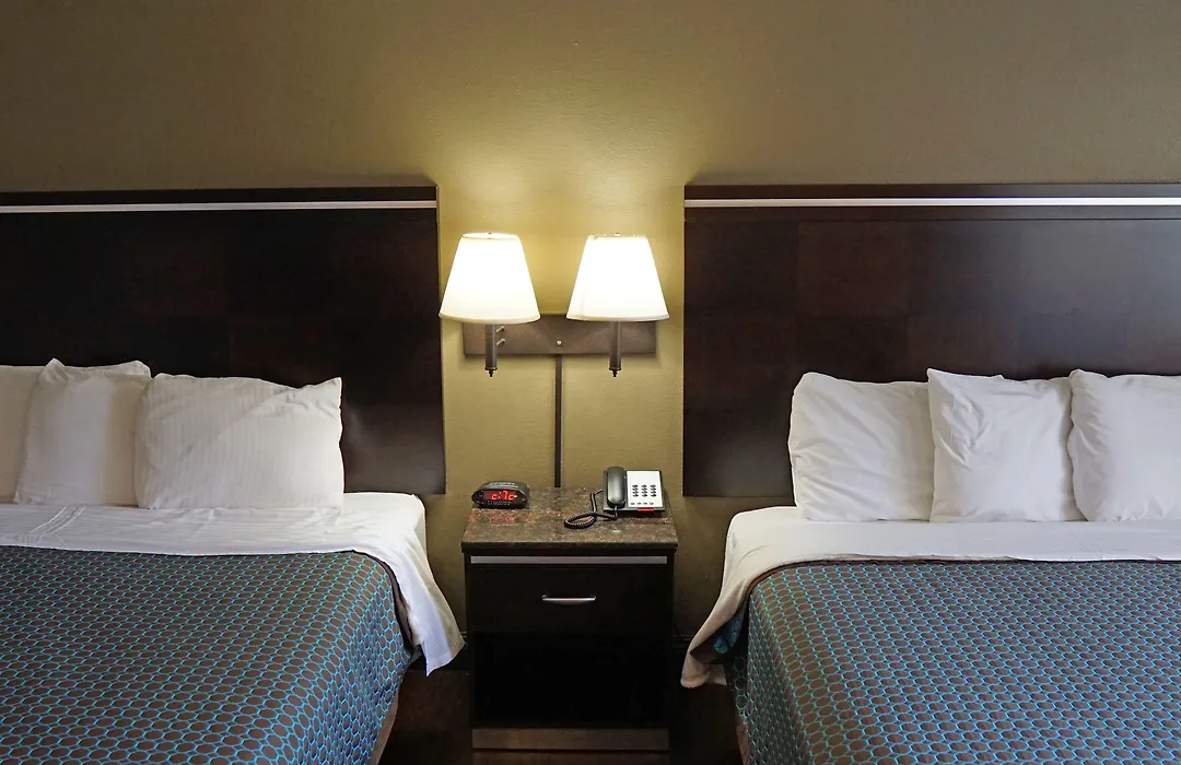 Hawthorne Plaza Inn Near Lax-1