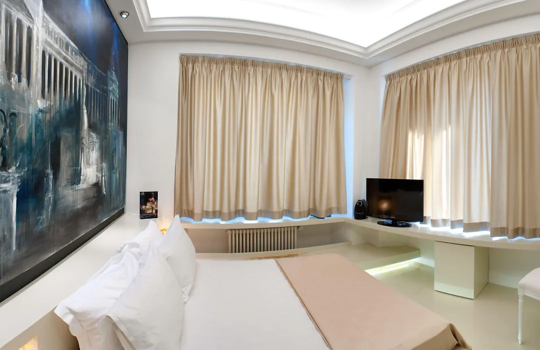Bdb Luxury Rooms San Pietro-1