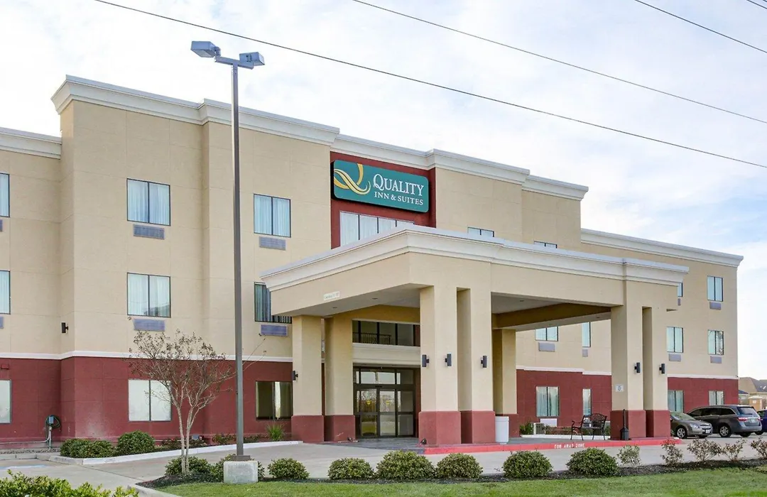 Quality Inn & Suites Bryan-College Station-1