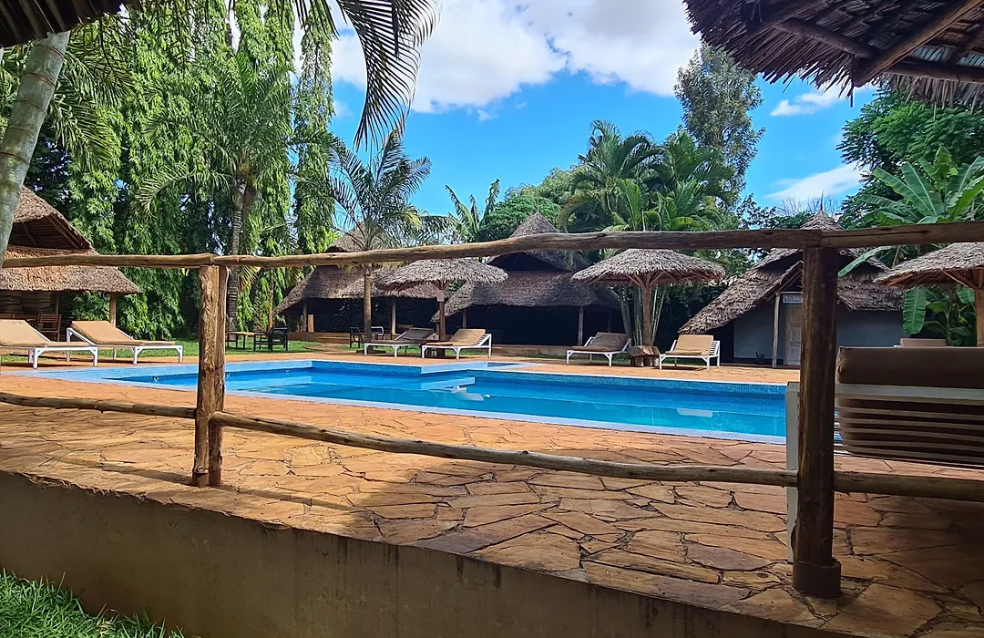 Honey Badger Lodge-1