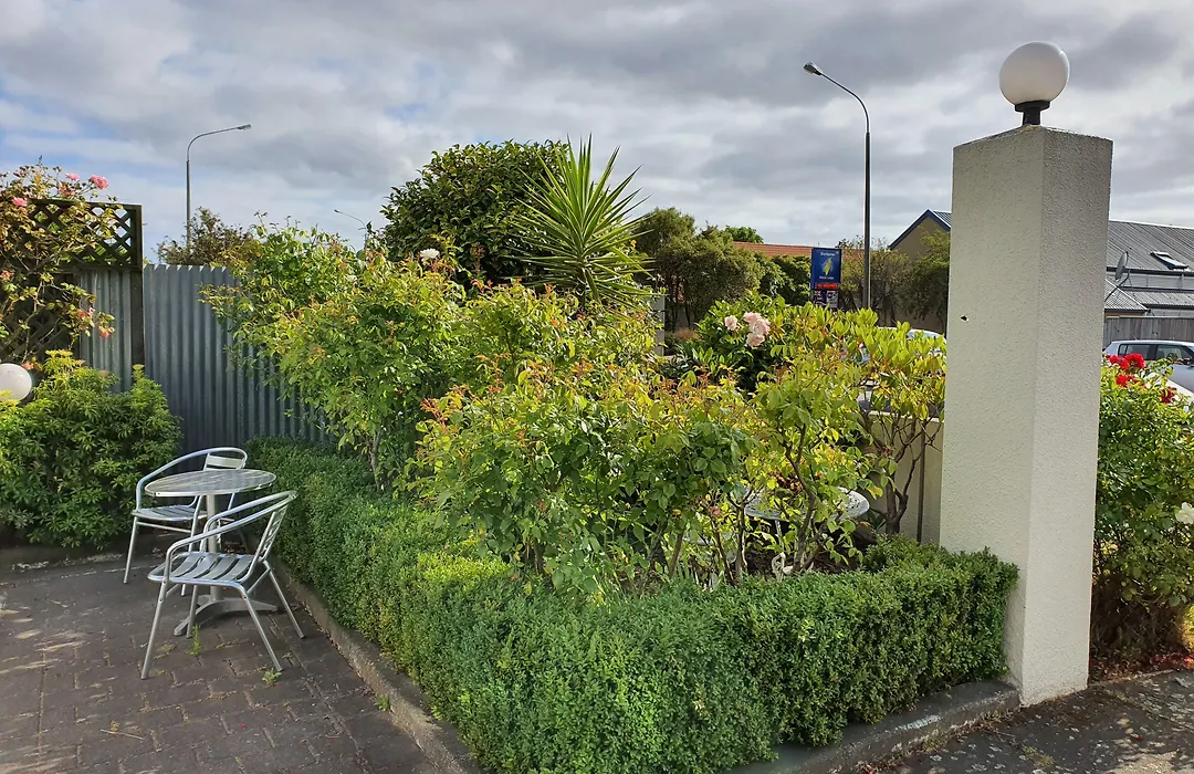 Rosewood Court Motel-1