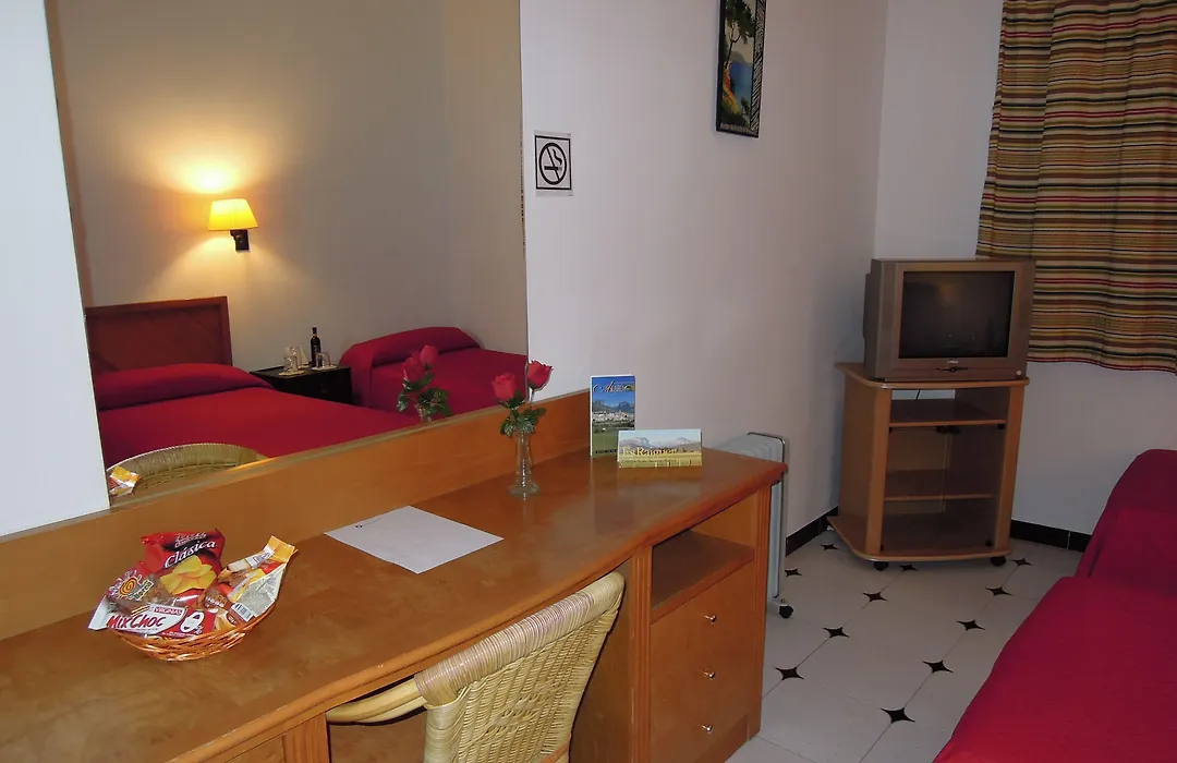 Hostal Ca'N Tiu-1
