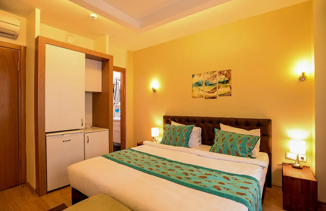 Retropera Hotel-1