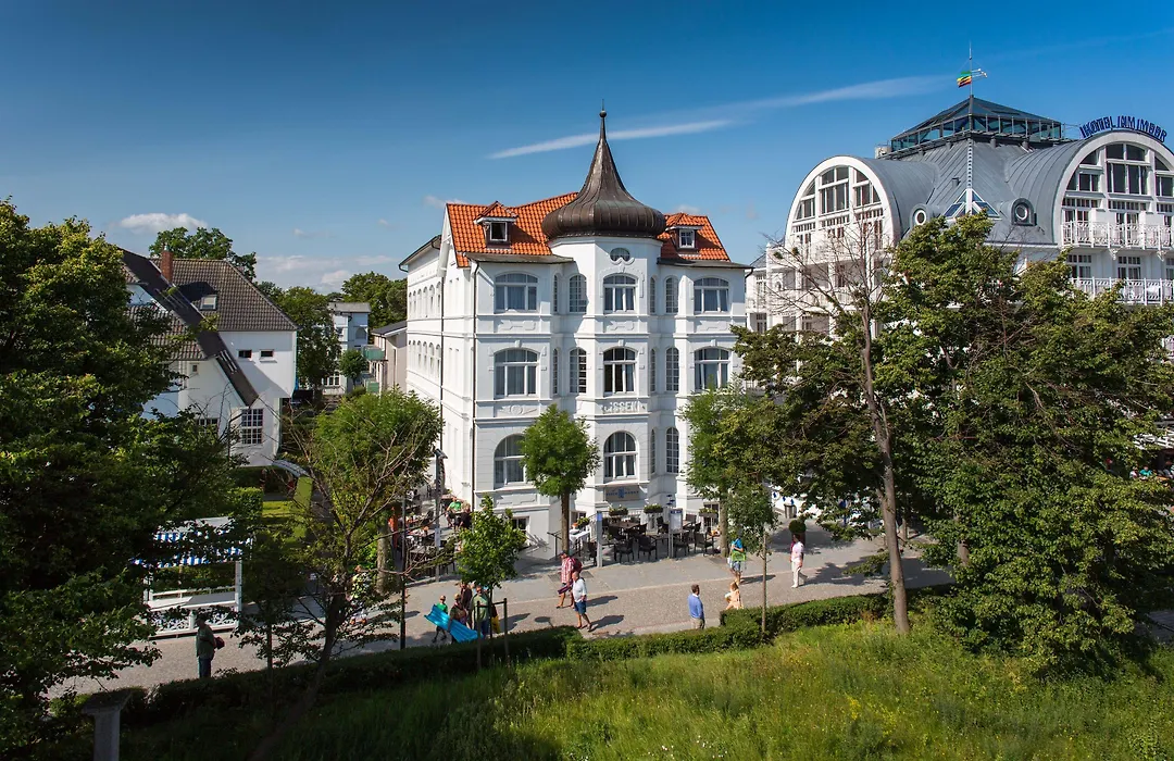 Strandhotel Binz-1