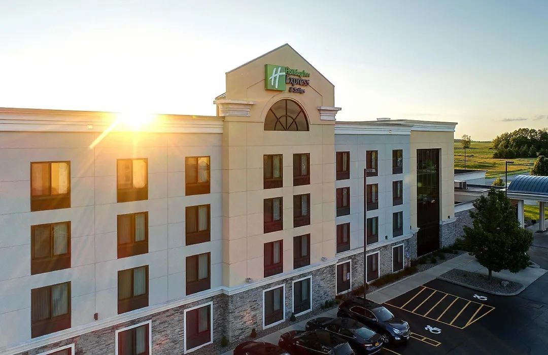 Holiday Inn Express And Suites Batavia By Ihg-1