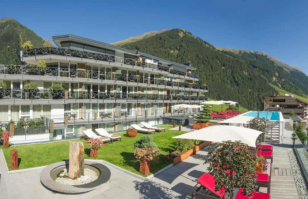 Hotel Fliana 4-1