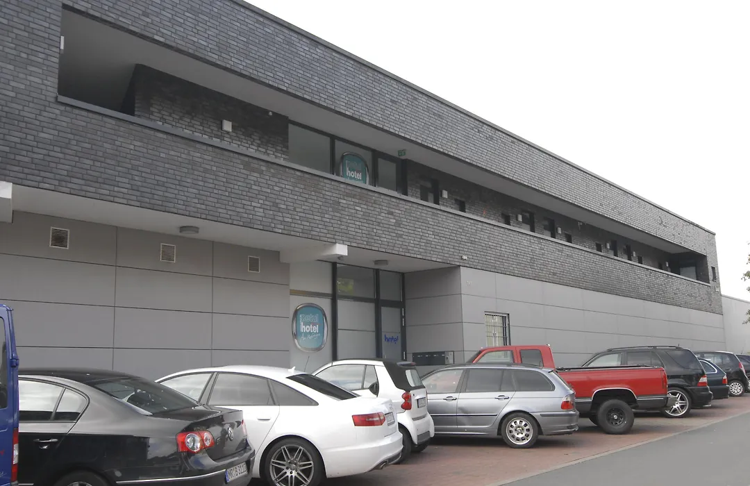 Petul Apart Hotel Am Ruhrbogen-1