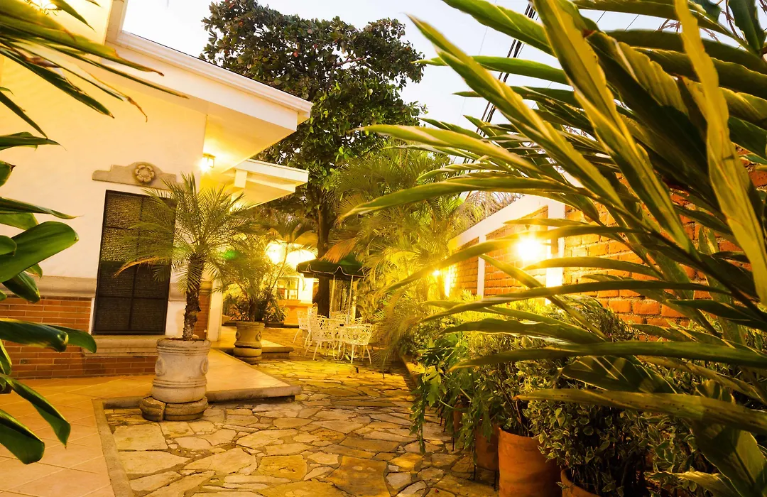 Hotel El Almendro-1