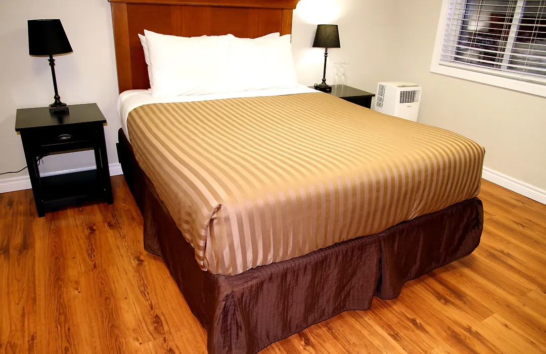 Hotel Squamish-1