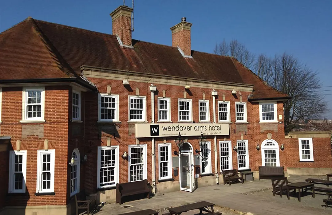 Wendover Arms Hotel-1