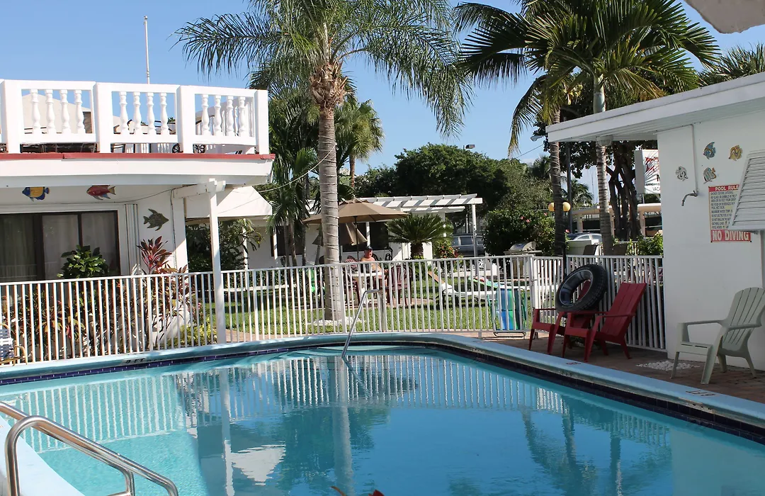 Breakaway Inn Guest House-1
