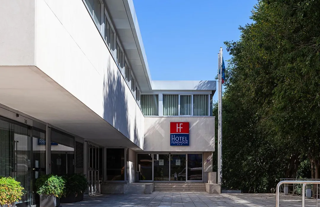 Hotel Fundador-1
