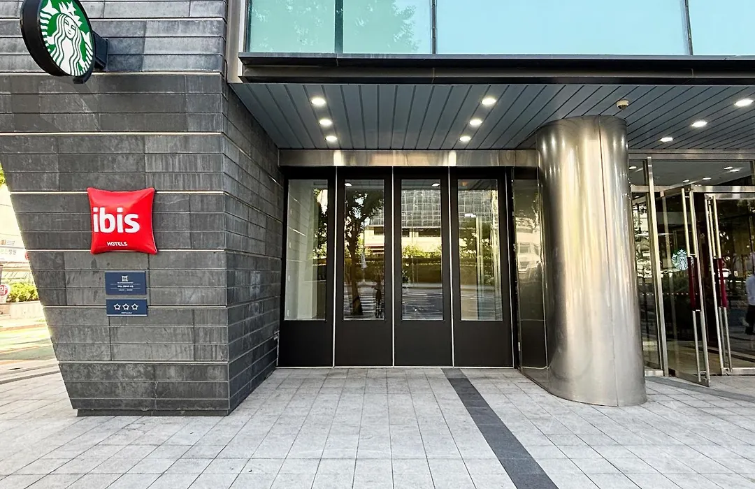 Ibis Ambassador Suwon-1