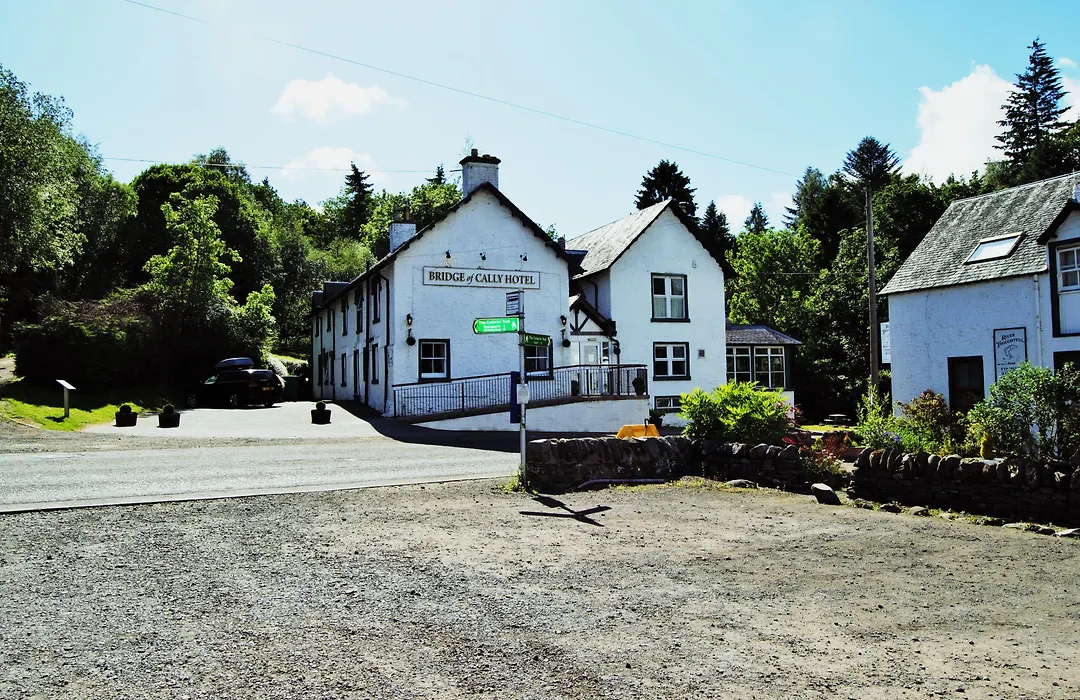 Bridge Of Cally Hotel-1