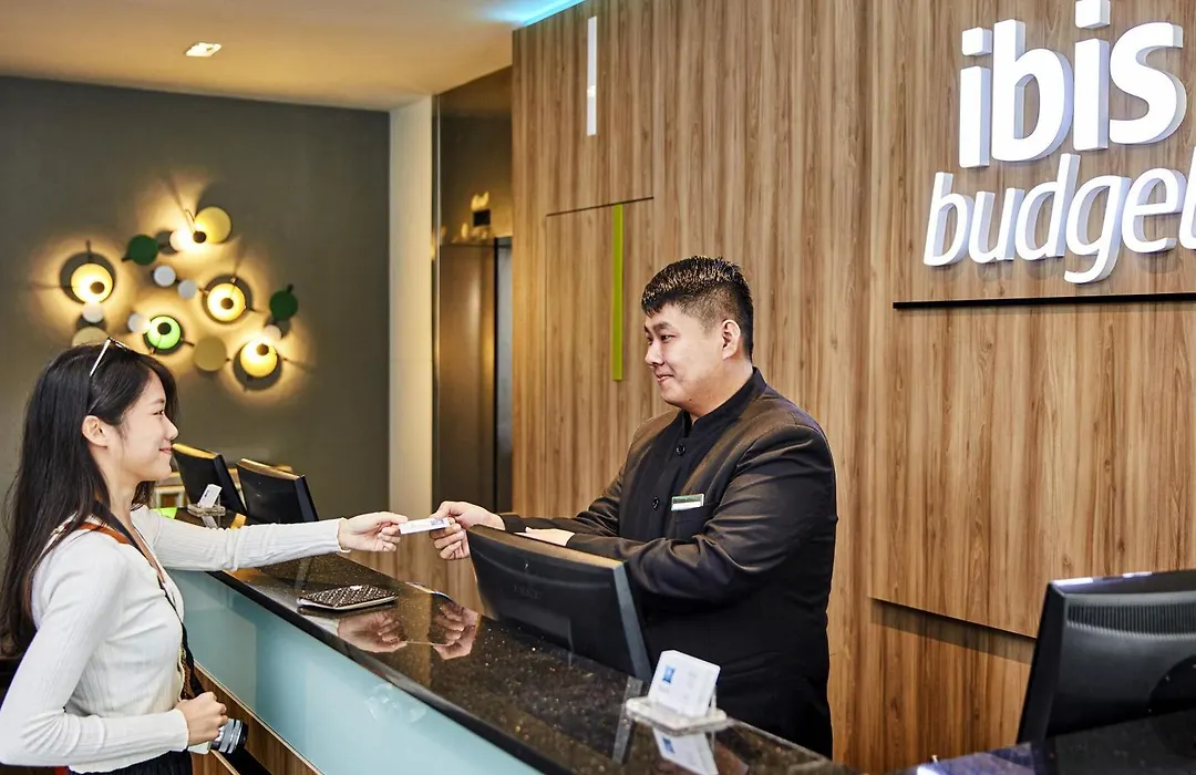 Ibis Budget Singapore Bugis-1