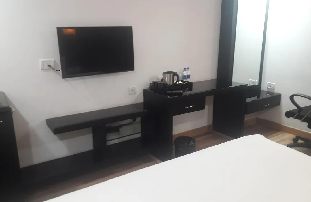 Esthell Hotel-1