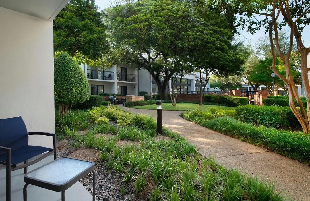 Courtyard Dallas Las Colinas-1