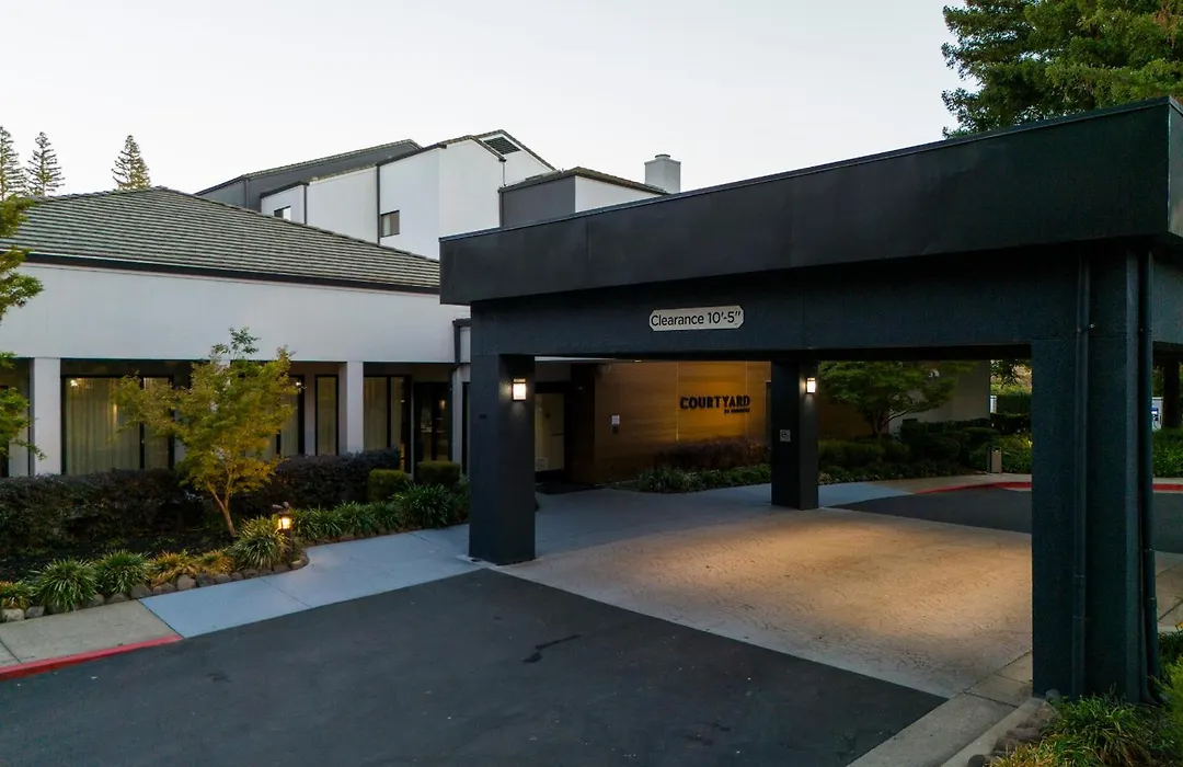 Courtyard Sacramento Airport Natomas-1