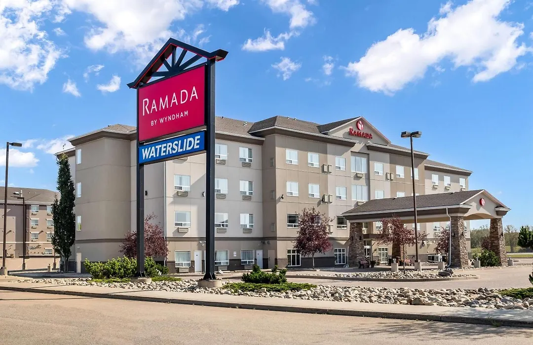 Ramada By Wyndham Lac La Biche-1