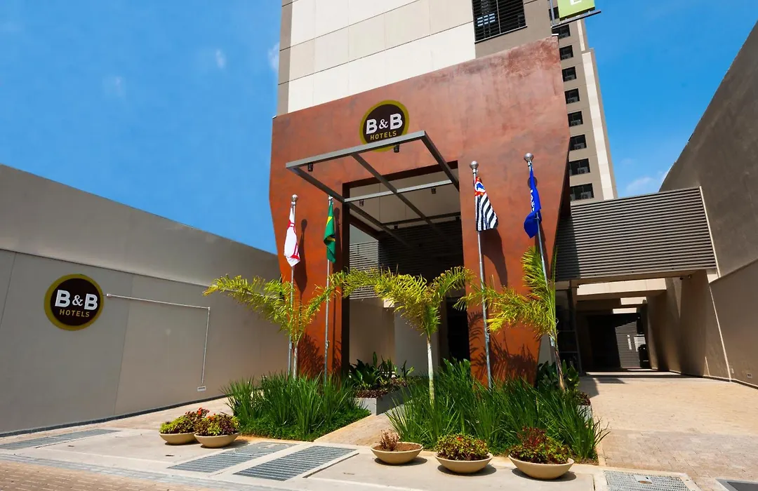 B&B Hotel Sp Luz Centro-1