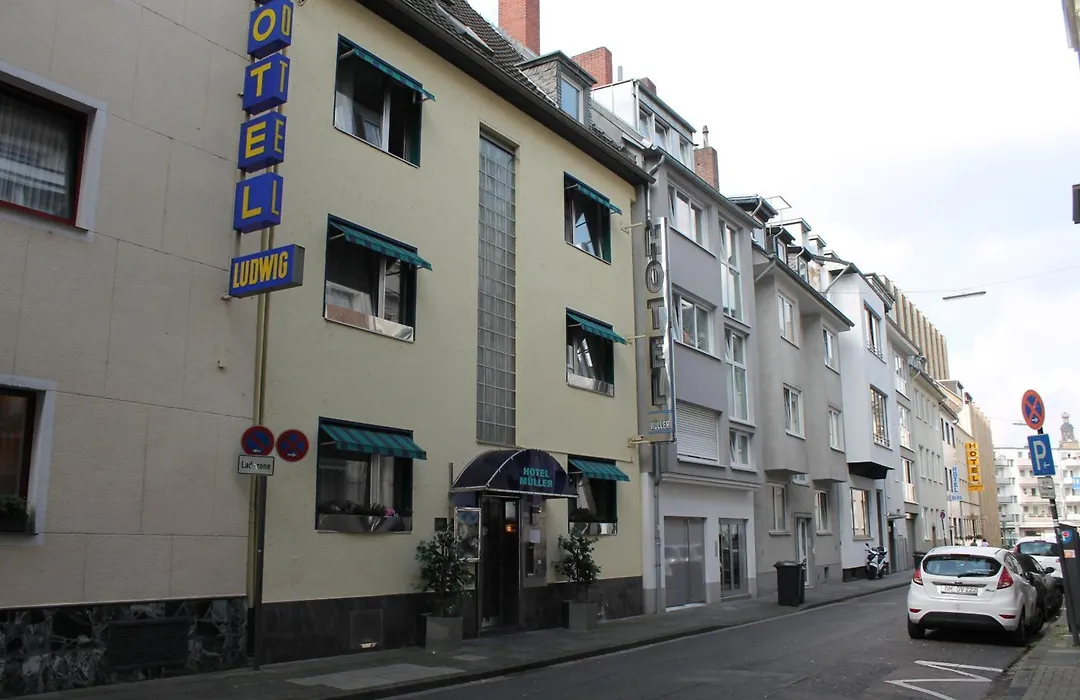 Hotel Mueller Koeln-1