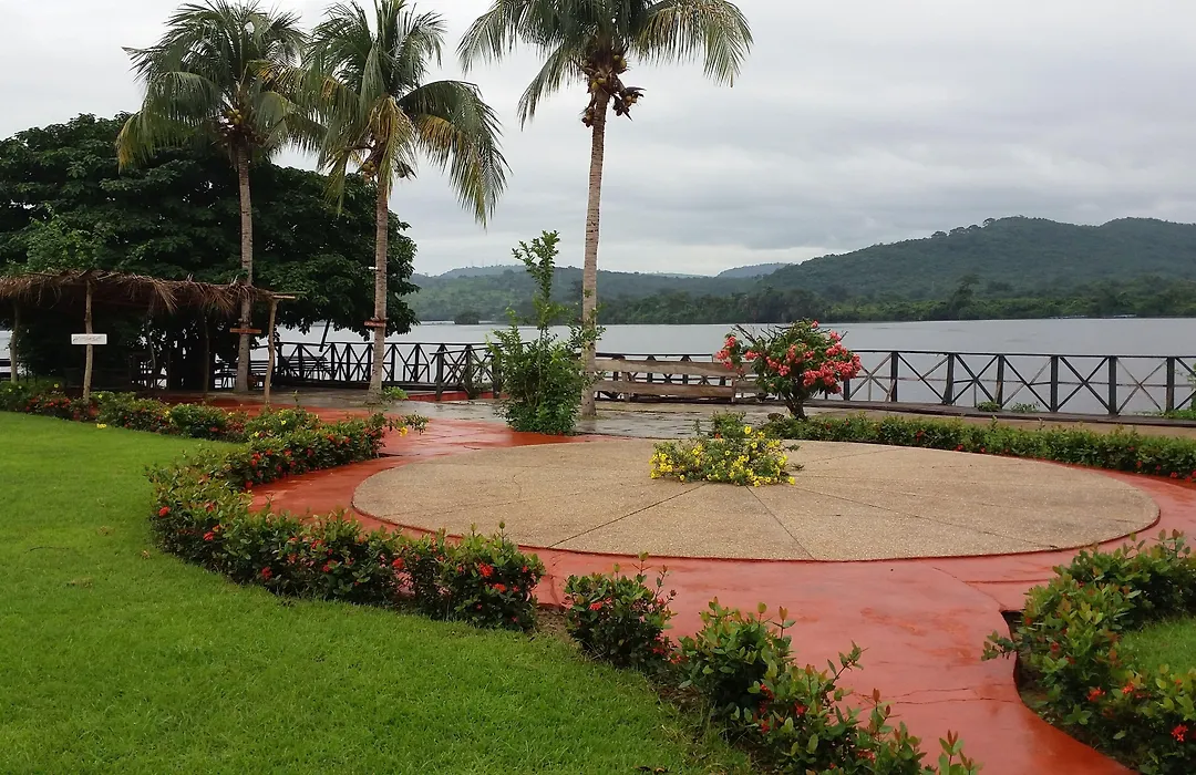 Afrikiko River Front Resort-1