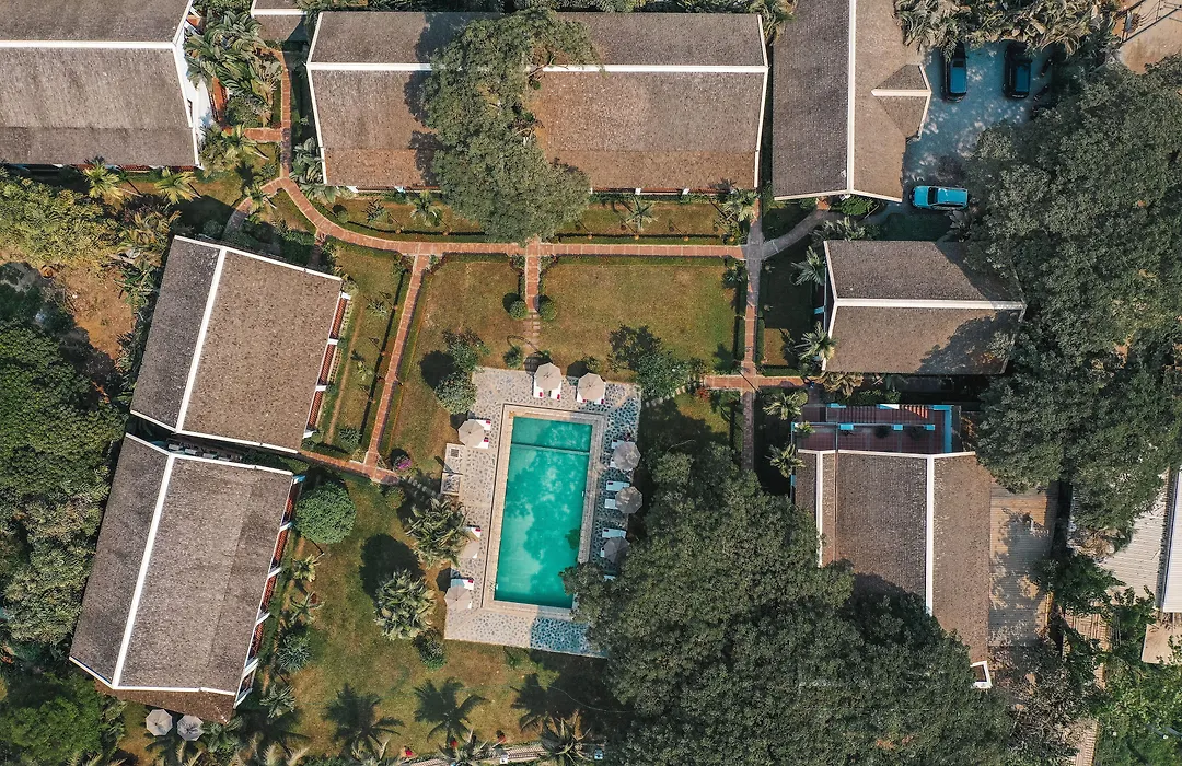 Riverside Boutique Resort, Vang Vieng-1