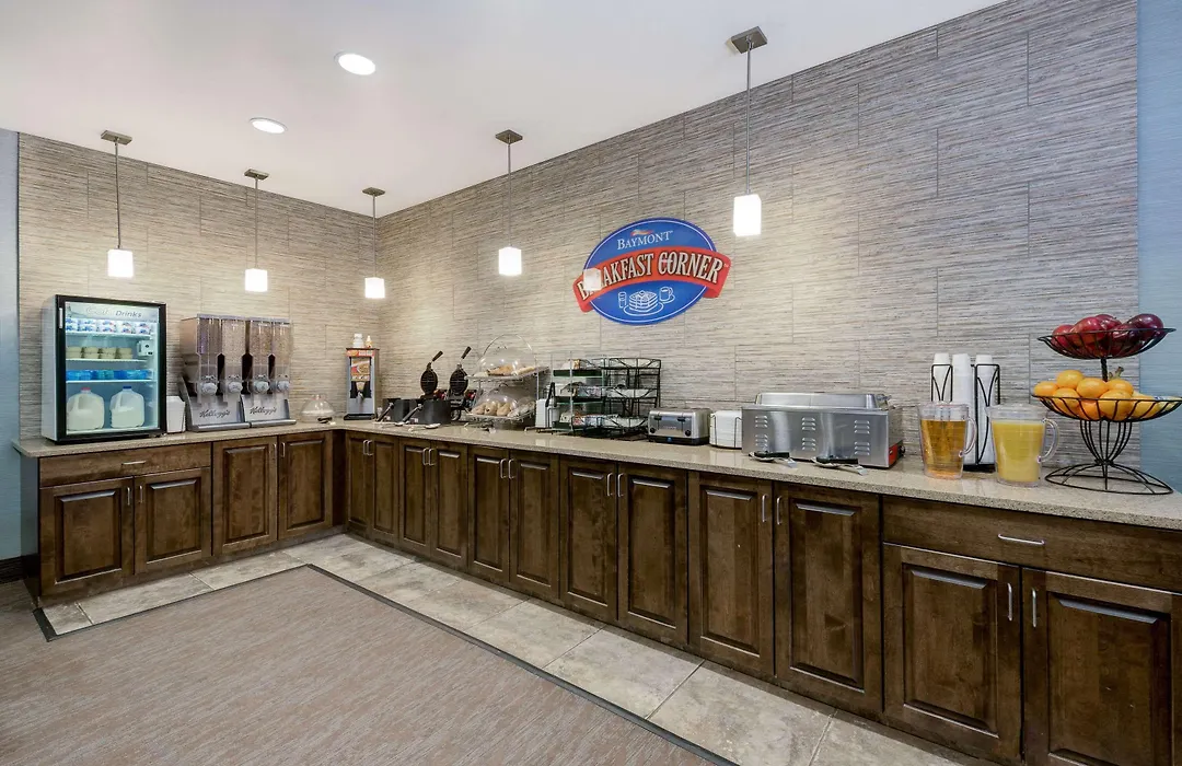 Baymont By Wyndham Minot-1
