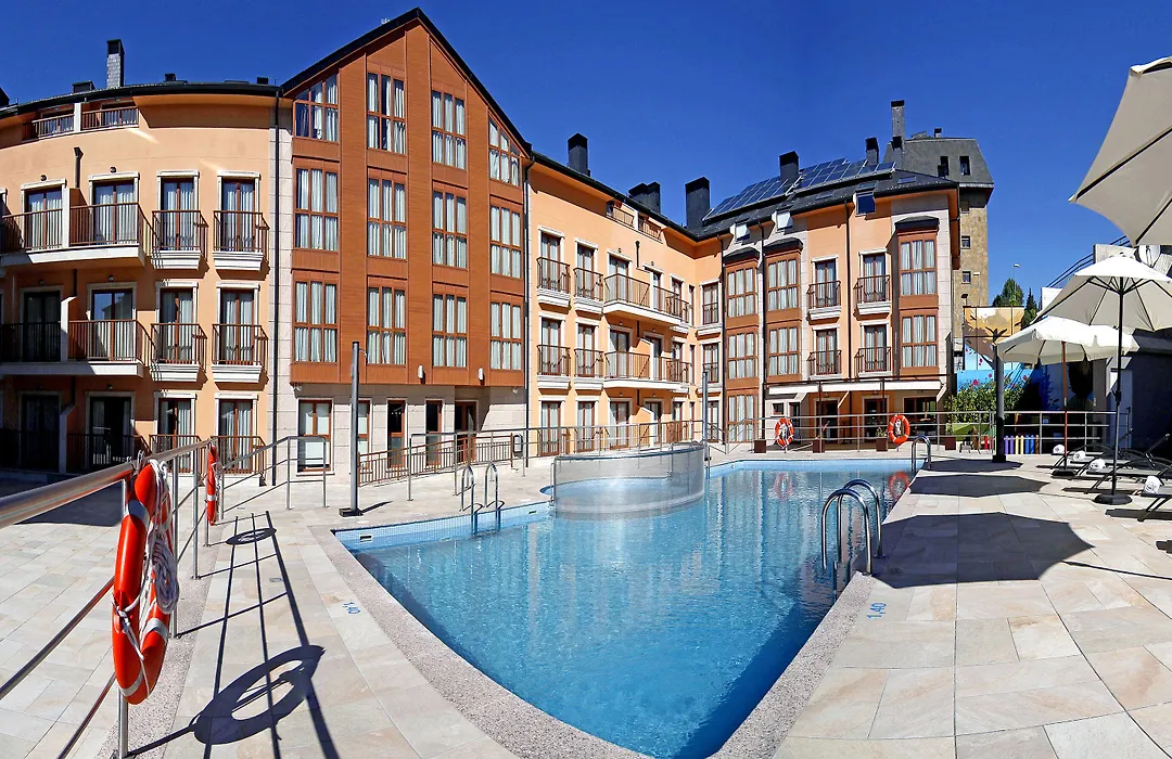 Apartahotel & Spa Jacetania-1