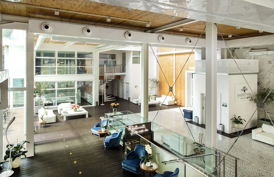 Magna Pars L'Hotel A Parfum, Small Luxury Hotels Of The World-1